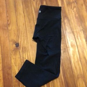 Lululemon wunder under crops